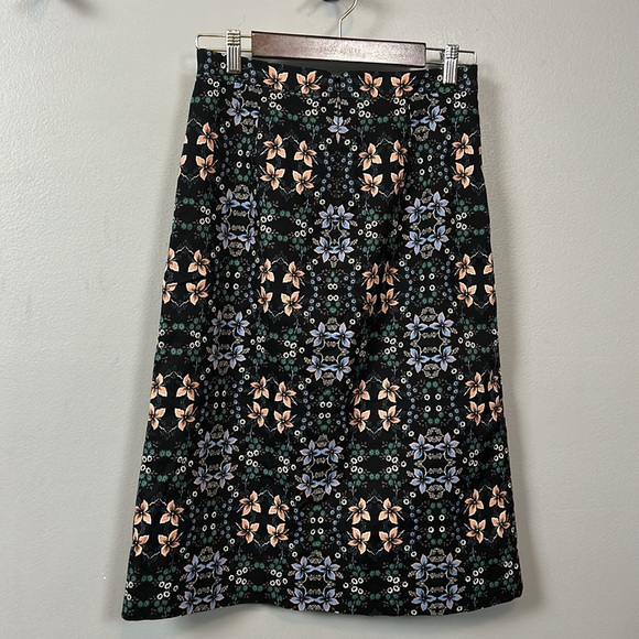 J. Crew Floral Print A-Line Cotton Skirt Black Size 4- gently used - Picture 7 of 12